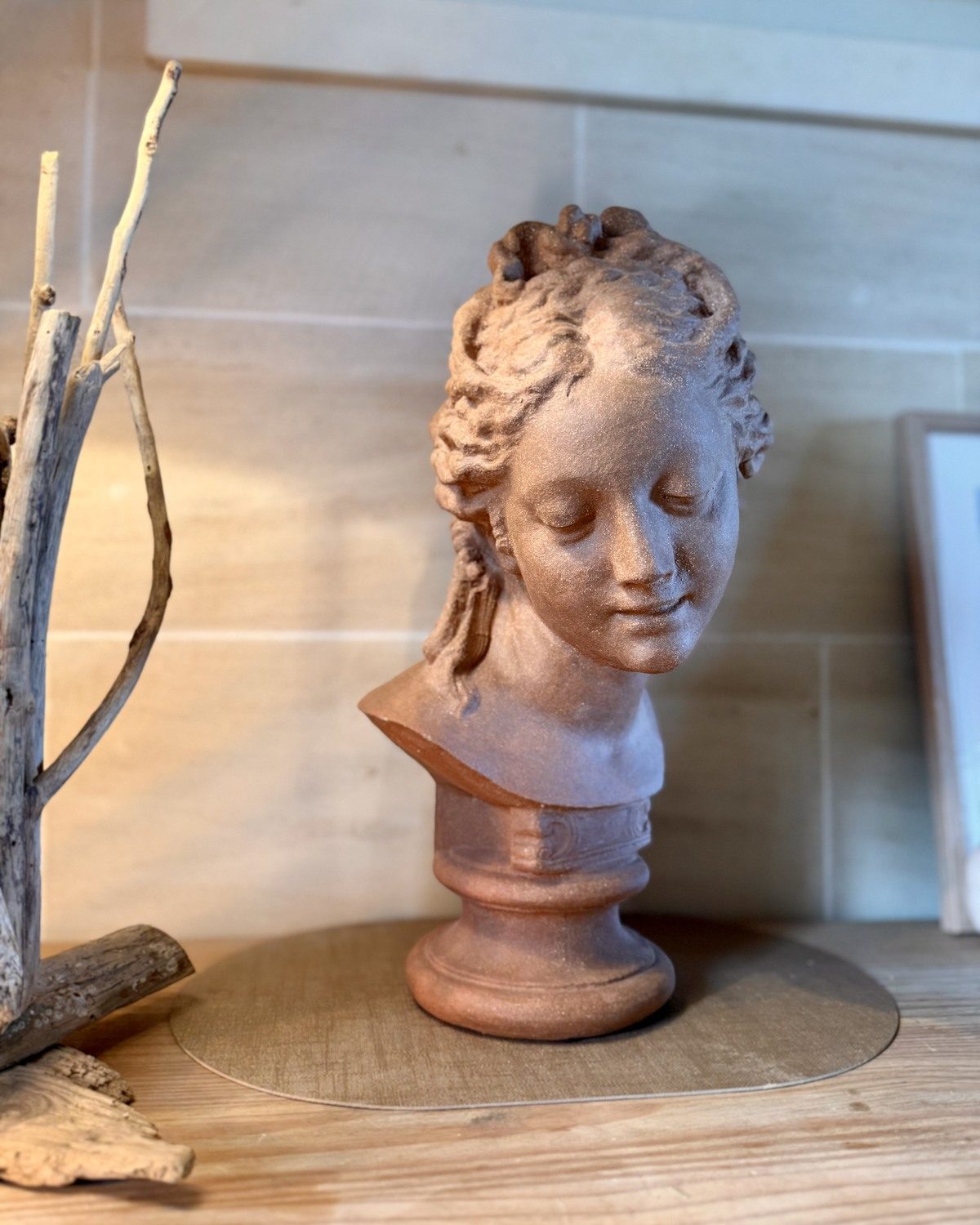 Matière, fabrication et création Juno