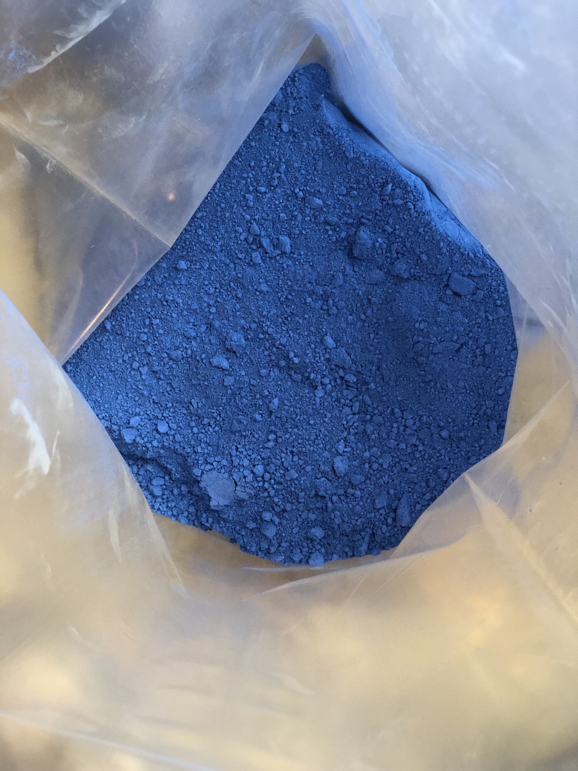Poudre bleue utilisée pour la préparation de la FA141