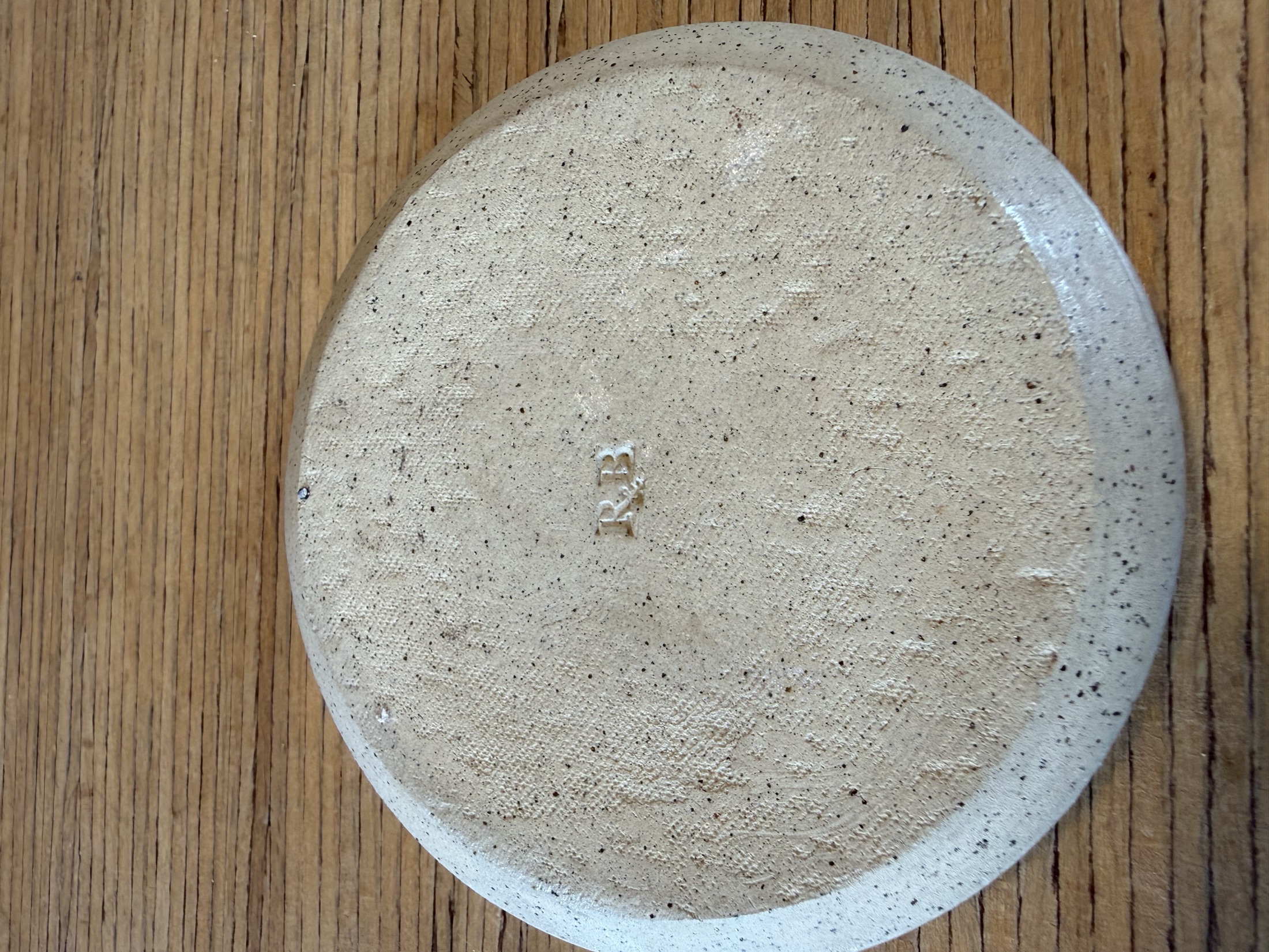 Pièce test cuite en Grès Blanc Pyrité GE221PY avec poinçon R&B